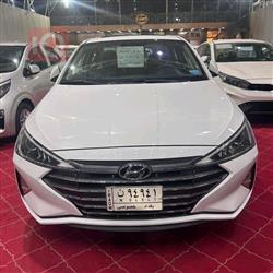 هیوندای ئەلەنترا